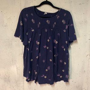 Old Navy top